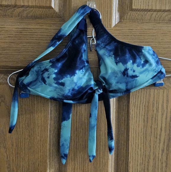 Aqua and Blue Two-Piece Bikini • Mid-Rise Bottoms • Tie Top • Size Small • - Picture 6 of 8